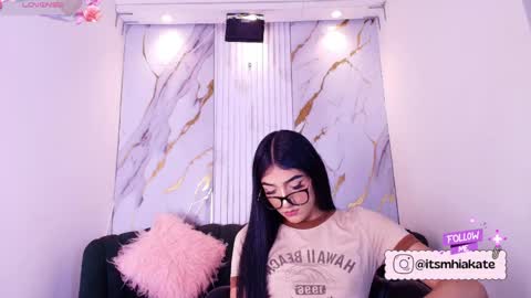 Mhia Kate online show from May 15, 12:12 pm