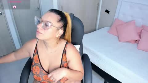 Mhonika online show from October 9, 11:30 am