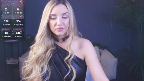 Snapshot of mi1a_ chatting on December 19, 3:13 am mi1a_ online show from December 19, 3:13 am