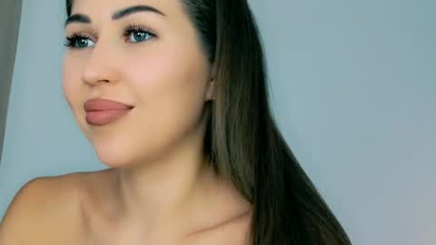 Snapshot of mia4sin chatting on April 12, 11:04 am Mia Martskaya online show from April 12, 11:04 am