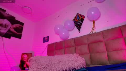 Emi online show from October 5, 7:12 pm