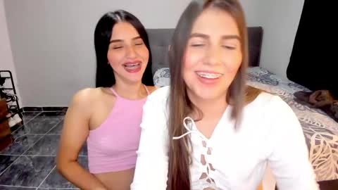 mia_18nice online show from May 6, 3:13 am