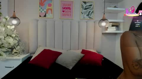 mia__bailey_ online show from May 5, 3:14 am