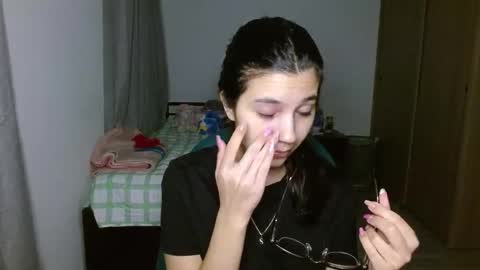 Snapshot of mia__lopez_ chatting on October 21, 1:39 am Mia online show from October 21, 1:39 am