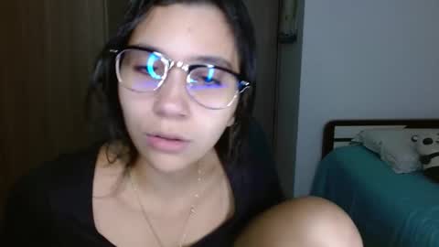 Mia online show from February 15, 9:11 pm