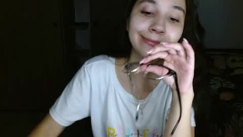 Mia online show from May 7, 4:51 am