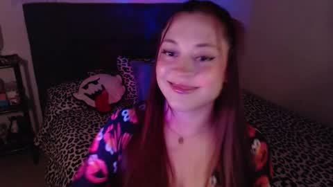 mia online show from November 13, 1:37 am