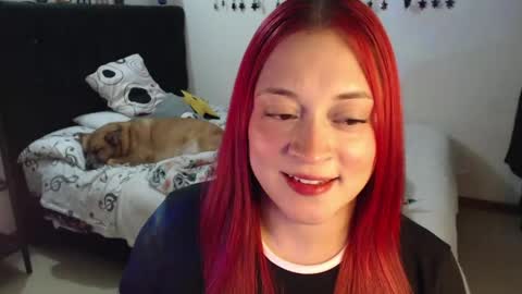 mia online show from May 11, 12:27 am