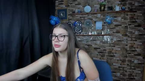 Mia and vincentt model indepent online show from September 12, 4:01 am