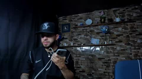 Mia and vincentt model indepent online show from October 6, 4:10 am