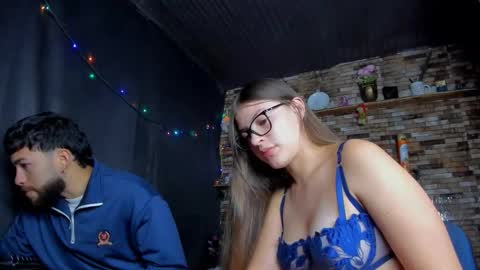 Mia and vincentt model indepent online show from December 5, 4:10 am