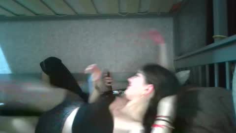 Snapshot of mia_beauti_live chatting on March 24, 4:12 pm mia_beauti_live online show from March 24, 4:12 pm