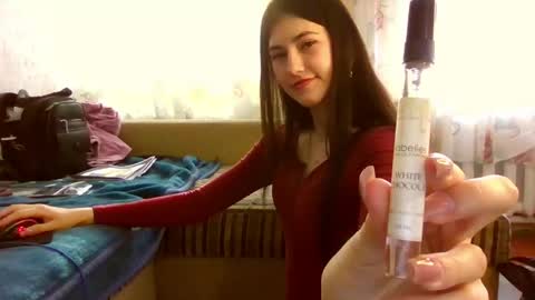mia_beauti_live online show from May 11, 2:45 pm