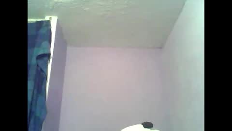 mia_berris online show from May 19, 12:22 pm