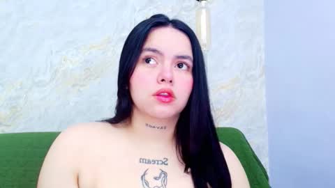 Snapshot of mia_candy_0 chatting on October 10, 12:04 pm Mia online show from October 10, 12:04 pm