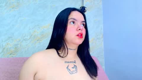 Snapshot of mia_candy_0 chatting on October 18, 12:06 pm Mia online show from October 18, 12:06 pm