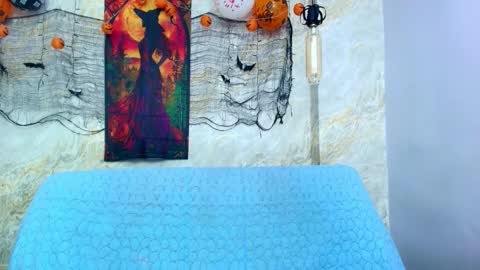 Mia  online show from November 4, 12:04 pm