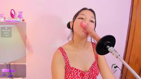 Snapshot of mia_celezte chatting on October 13, 4:01 am Celeste online show from October 13, 4:01 am