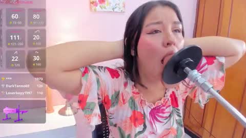 Snapshot of mia_celezte chatting on October 31, 12:06 pm Celeste online show from October 31, 12:06 pm