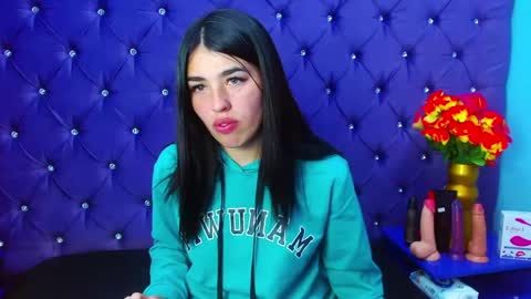 Snapshot of mia_charlothe chatting on January 22, 3:09 am mia_charlothe online show from January 22, 3:09 am
