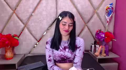 Snapshot of mia_charlothe chatting on March 9, 5:55 am mia_charlothe online show from March 9, 5:55 am
