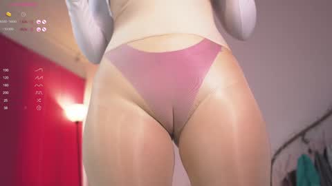 Anna online show from January 8, 8:07 pm