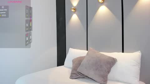 Snapshot of mia_collins96 chatting on March 15, 2:17 am M I A online show from March 15, 2:17 am