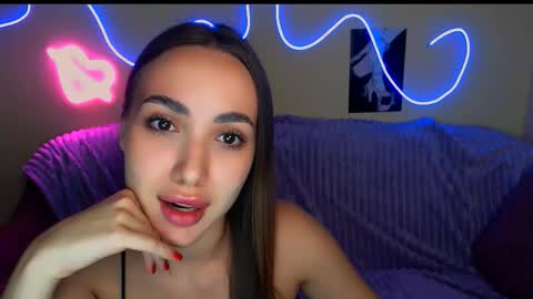 Snapshot of mia_cutie77 chatting on September 26, 10:19 am mia_cutie77 online show from September 26, 10:19 am