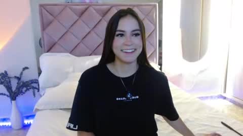 Snapshot of mia_dark1 chatting on November 1, 8:11 pm Mia Dark online show from November 1, 8:11 pm