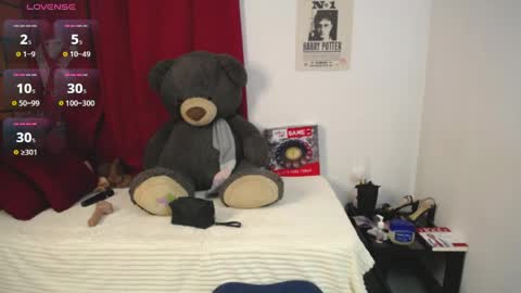 Snapshot of mia_downson chatting on April 10, 12:10 pm Mia online show from April 10, 12:10 pm