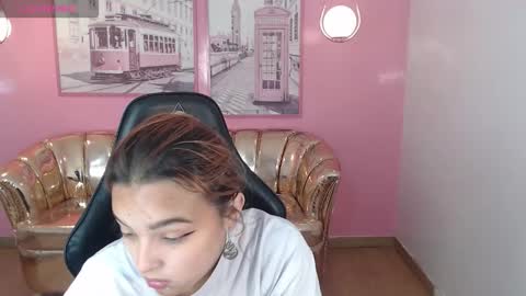 Mia online show from November 1, 12:40 pm