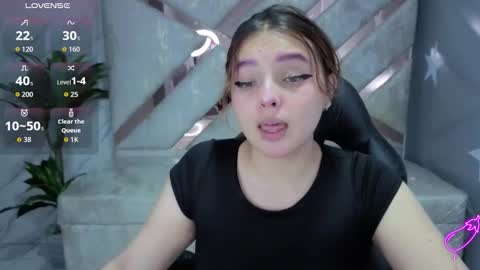 Snapshot of mia_foster_t chatting on March 12, 1:17 pm Mia online show from March 12, 1:17 pm