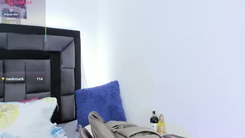 mia fox online show from January 17, 12:43 pm