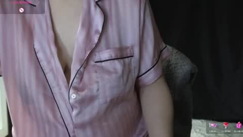 Golden ones online show from May 2, 3:17 pm