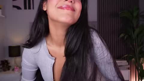 Mia  online show from March 25, 12:55 pm