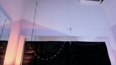 MIA online show from December 5, 3:37 am