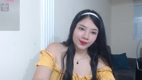 Snapshot of mia_girl07 chatting on February 25, 10:30 pm ZOE online show from February 25, 10:30 pm