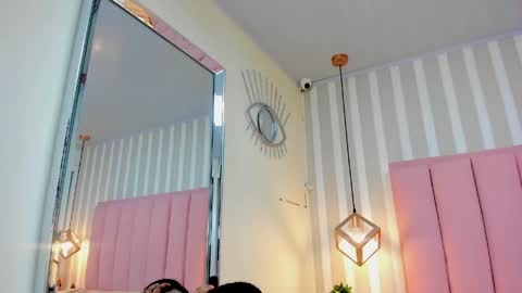 Snapshot of mia_jons20 chatting on May 11, 4:04 pm Naomi online show from May 11, 4:04 pm