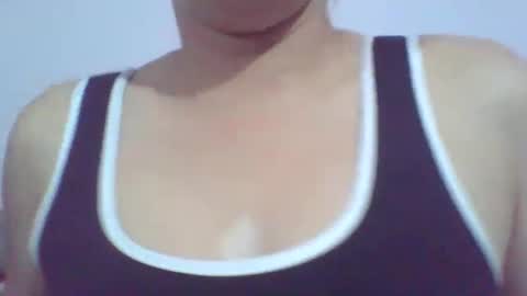 Snapshot of mia_k02 chatting on October 6, 1:47 am Mia online show from October 6, 1:47 am