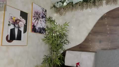 mia_lacy online show from December 3, 7:45 pm