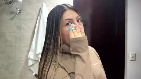 Snapshot of mia_lehn chatting on March 22, 4:54 pm MIA online show from March 22, 4:54 pm