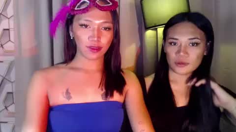 Mia online show from February 28, 7:03 pm