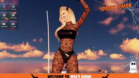 Snapshot of mia_lilah chatting on October 31, 4:57 am Mia online show from October 31, 4:57 am