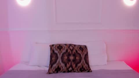 Snapshot of mia_lombana chatting on October 22, 8:41 pm mia_lombana online show from October 22, 8:41 pm