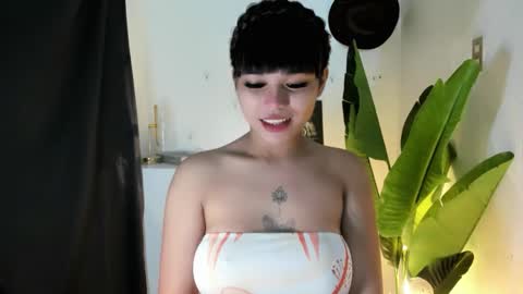 M I A online show from May 5, 1:08 pm