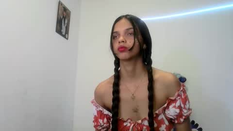 Snapshot of mia_lucy_21 chatting on October 10, 8:30 pm mia lucy 21 online show from October 10, 8:30 pm