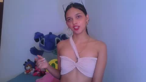 Snapshot of mia_lucy_21 chatting on March 20, 6:35 pm mia lucy 21 online show from March 20, 6:35 pm