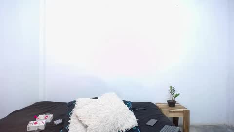 Snapshot of mia_luxce29 chatting on October 14, 3:18 am ---Mia--- online show from October 14, 3:18 am