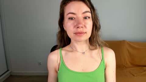 Mia online show from May 16, 7:05 am