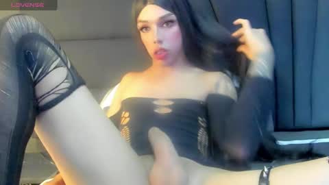 Mia3 online show from February 18, 1:21 am